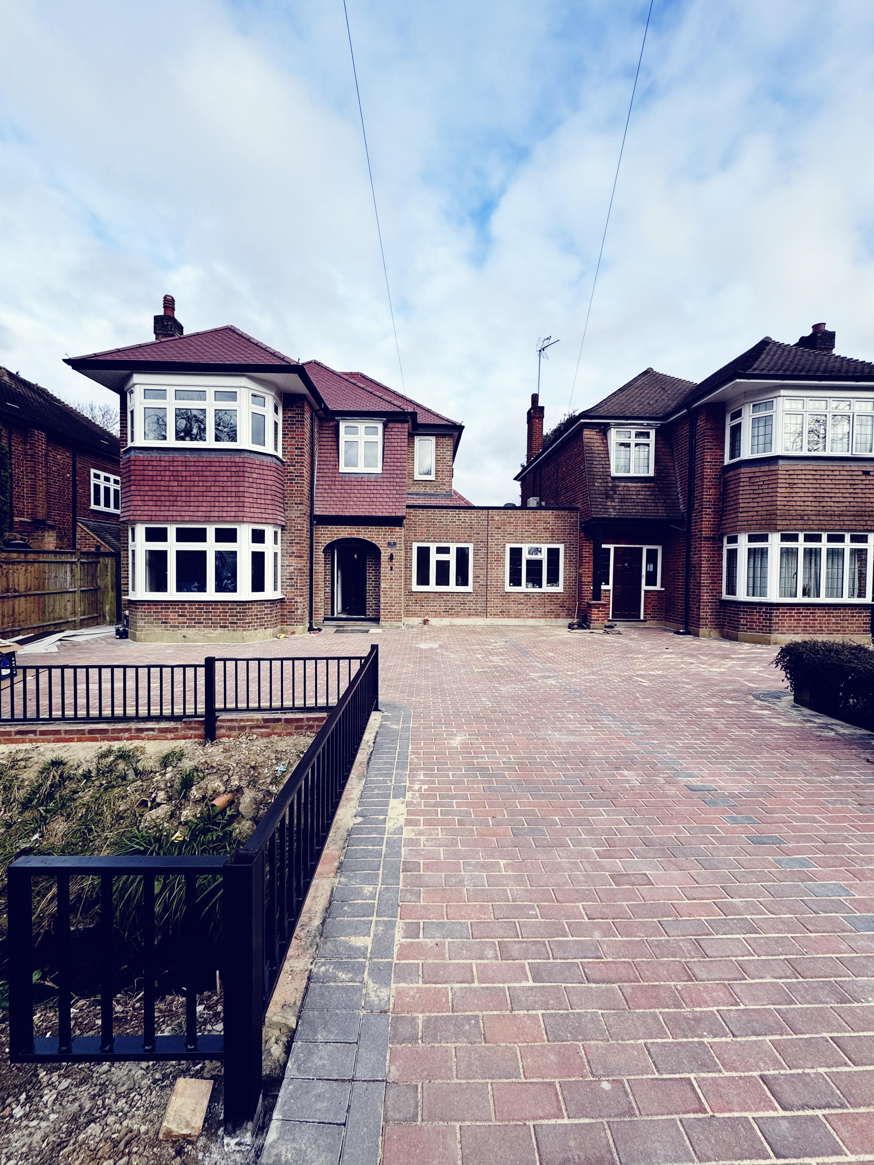 Moss Close, PINNER